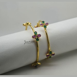 Ruby and Emerald Gold polished bangle