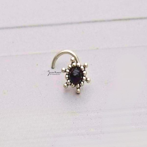 Black onyx Nose pin